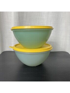 Vintage Tupperware Wonderlier Bowl Lot Of 2 With Lid
